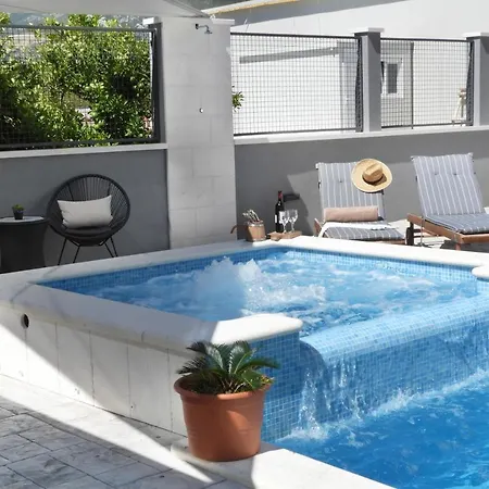 Villa White Rose