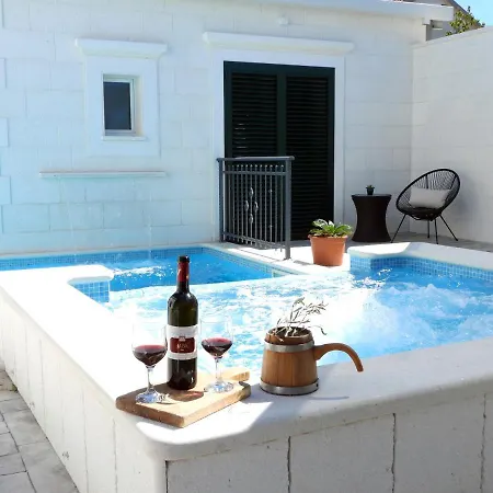 White Rose Villa
