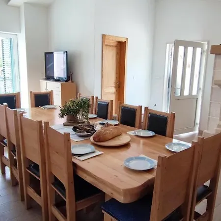 Villa White Rose Kastela